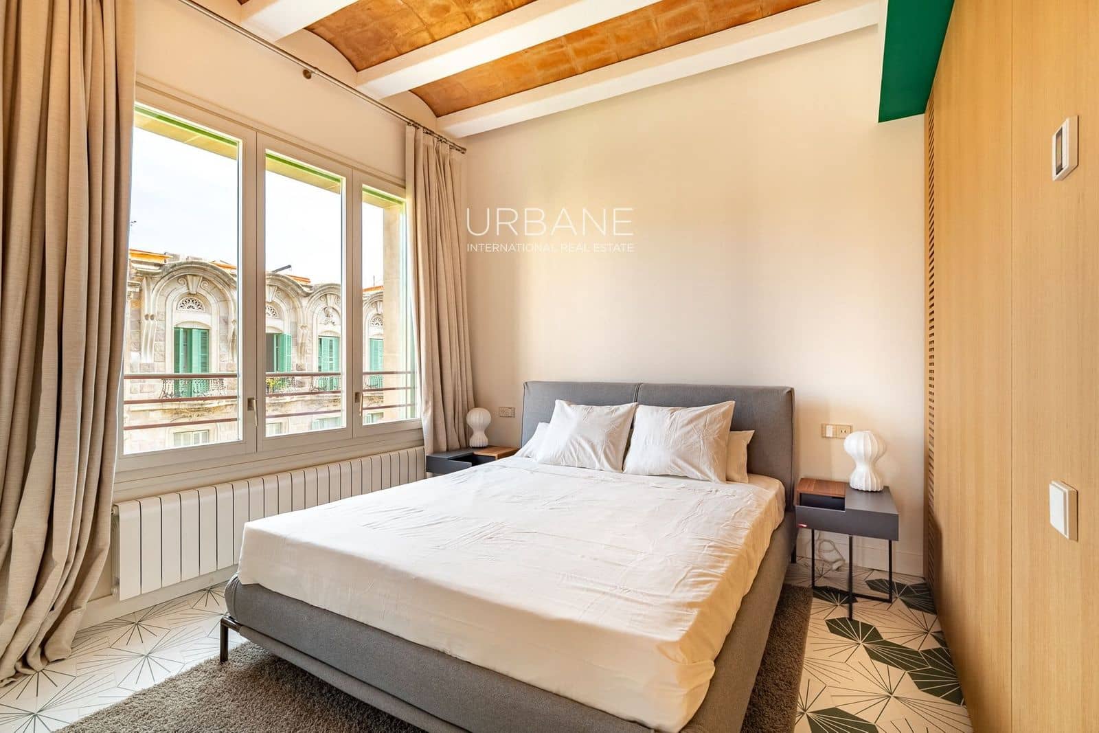 2 bedroom Flat for sale in Barcelona city - € 1,500,000 (Ref: 5981177)