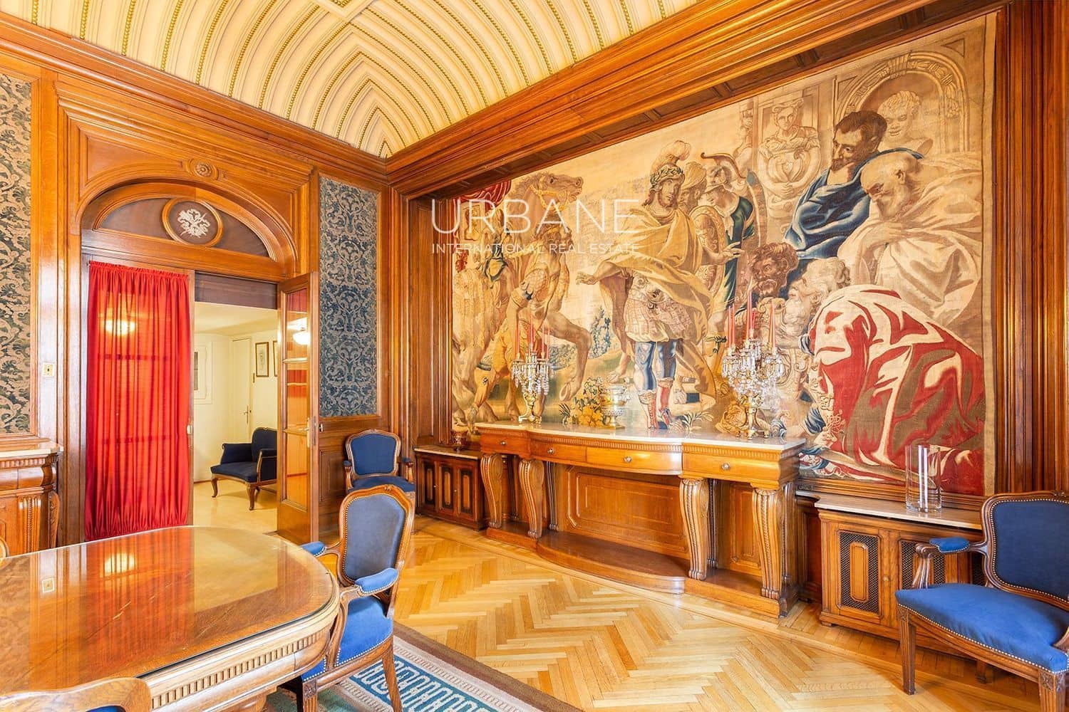 14 soverom Leilighet til salgs i Barcelona by med garasje - € 3 590 000 (Ref: 6011704)