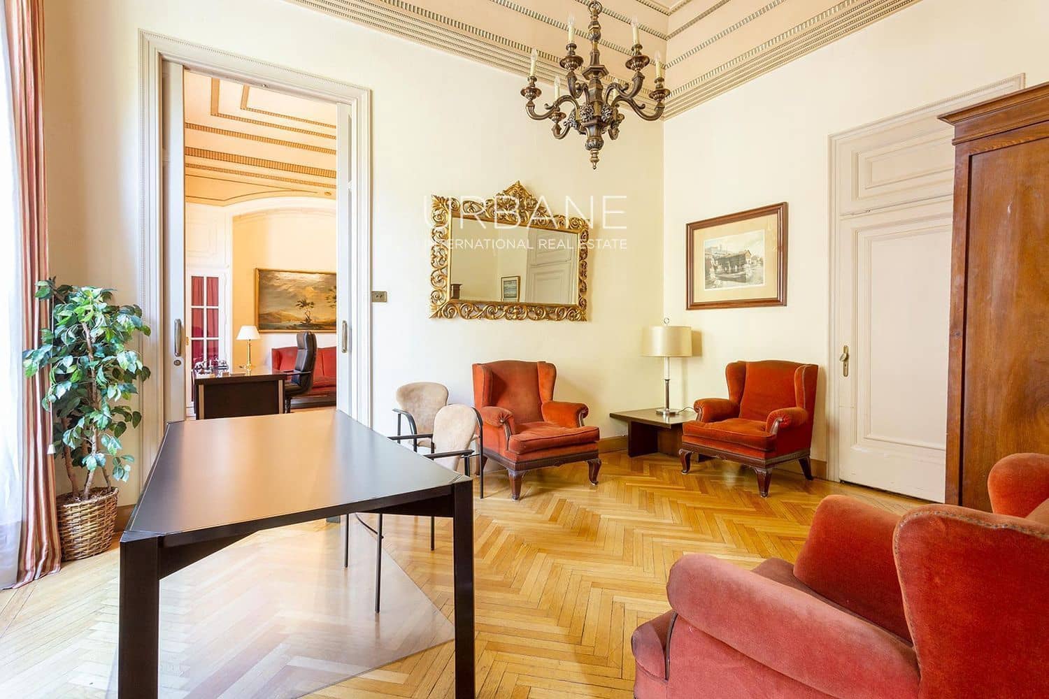 14 soverom Leilighet til salgs i Barcelona by med garasje - € 3 590 000 (Ref: 6011704)