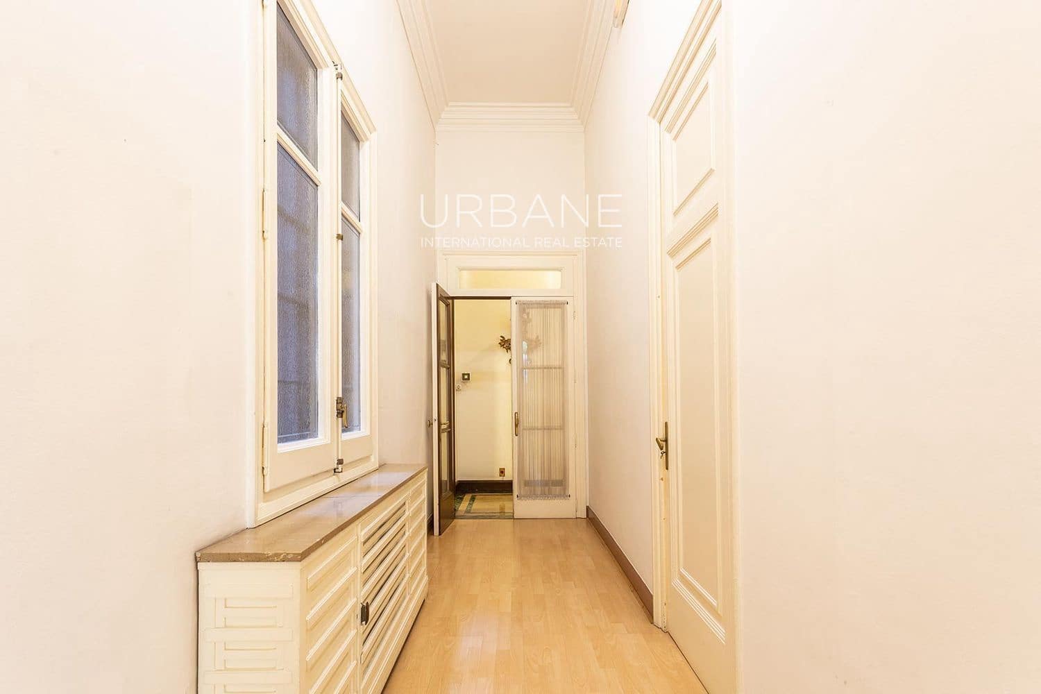 14 soverom Leilighet til salgs i Barcelona by med garasje - € 3 590 000 (Ref: 6011704)