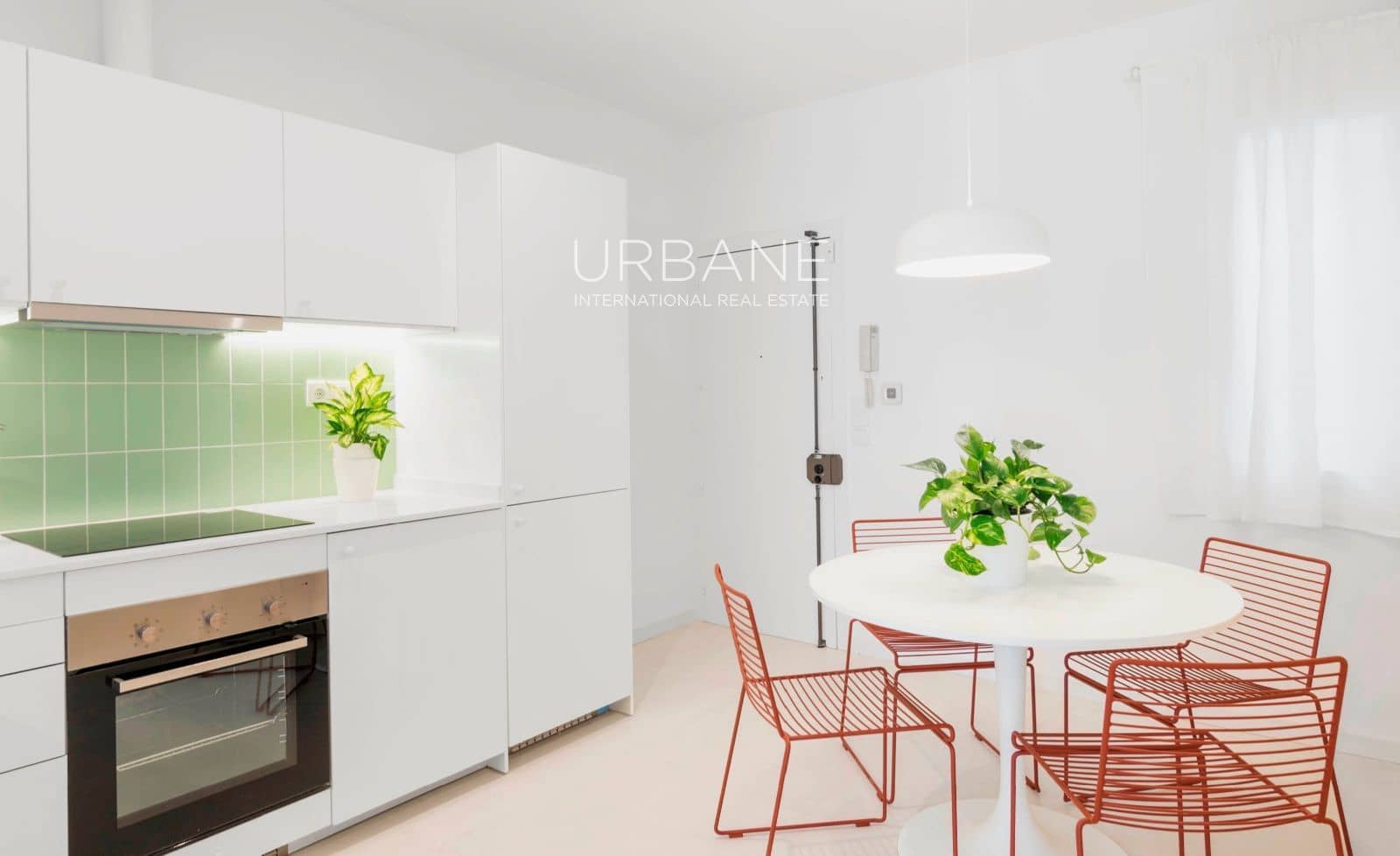 2 bedroom Flat for sale in Barcelona city - € 260,000 (Ref: 7302280)