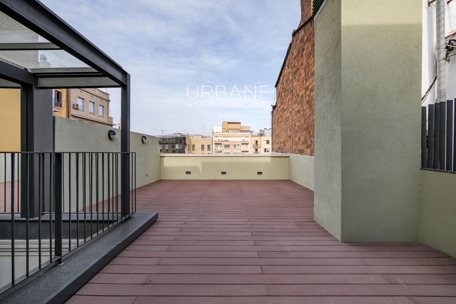 2 soverom Penthouse til salgs i Barcelona by - € 2 188 000 (Ref: 7527404)
