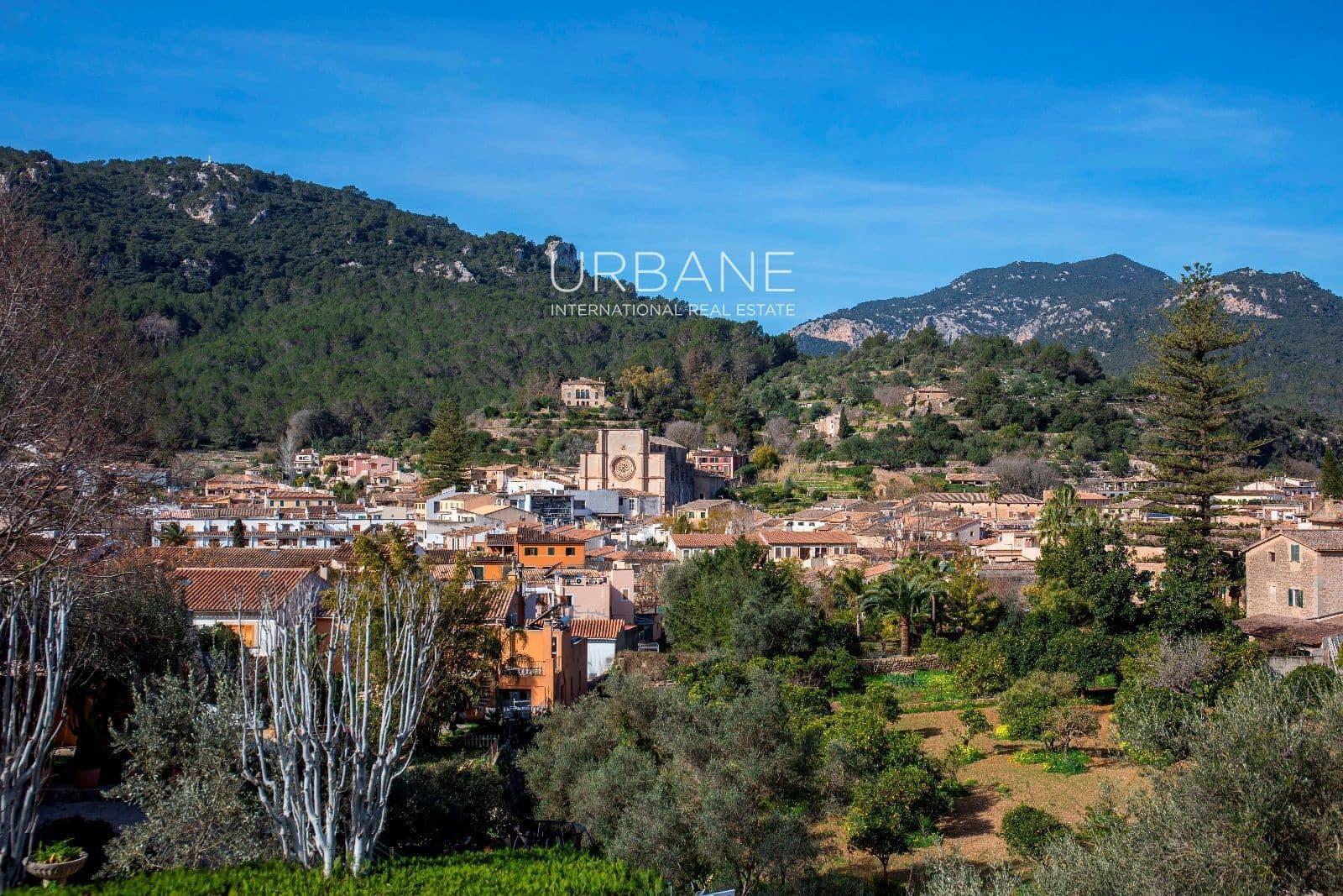 3 soveværelse Byhus til salg i Palma de Mallorca med swimmingpool garage - € 775.000 (Ref: 8240448)