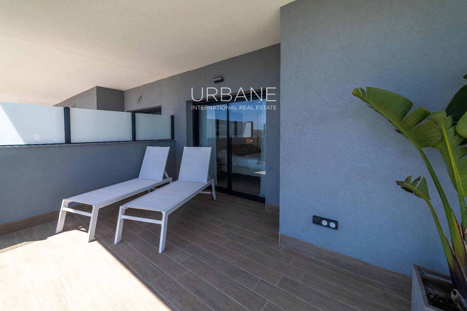 3 slaapkamer Flat te koop in Santa Pola met zwembad garage - € 405.000 (Ref: 8309496)