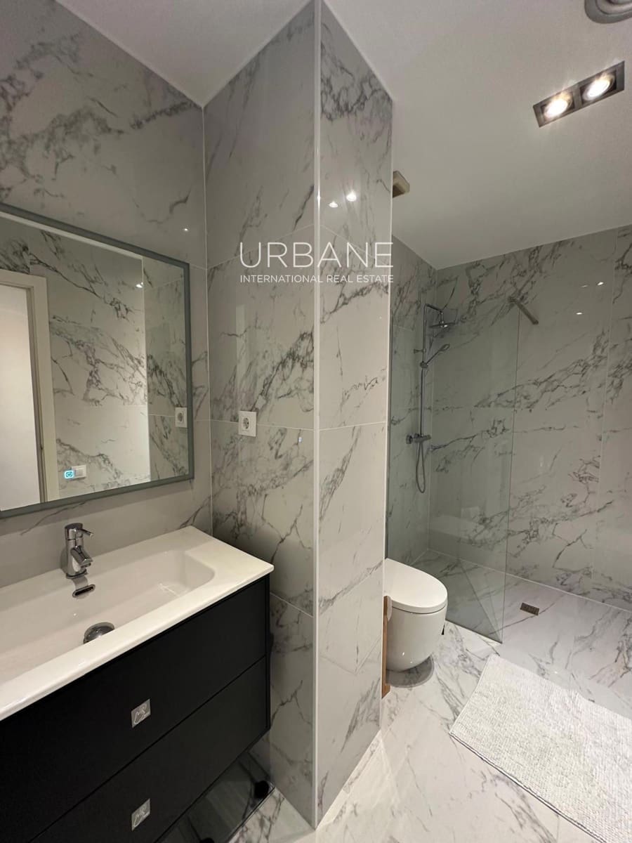 2 soveværelse Lejlighed til salg i Barcelona by - € 549.000 (Ref: 8661646)