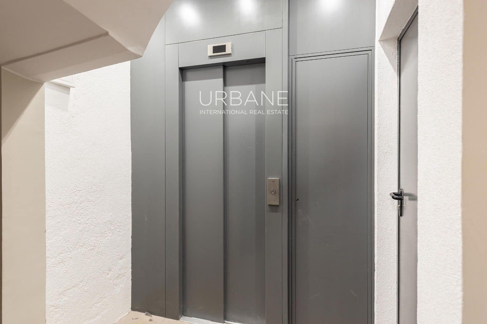 2 sypialnia Mieszkanie na sprzedaż w Miasto Barcelona - 539 000 € (Ref: 8677122)