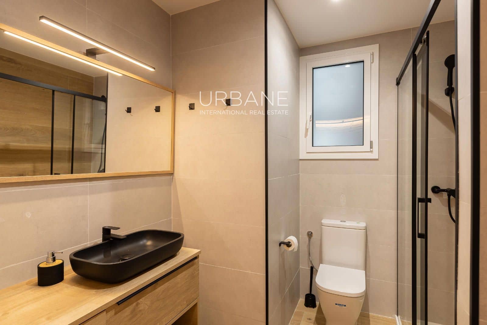 2 sypialnia Mieszkanie na sprzedaż w Miasto Barcelona - 539 000 € (Ref: 8677122)