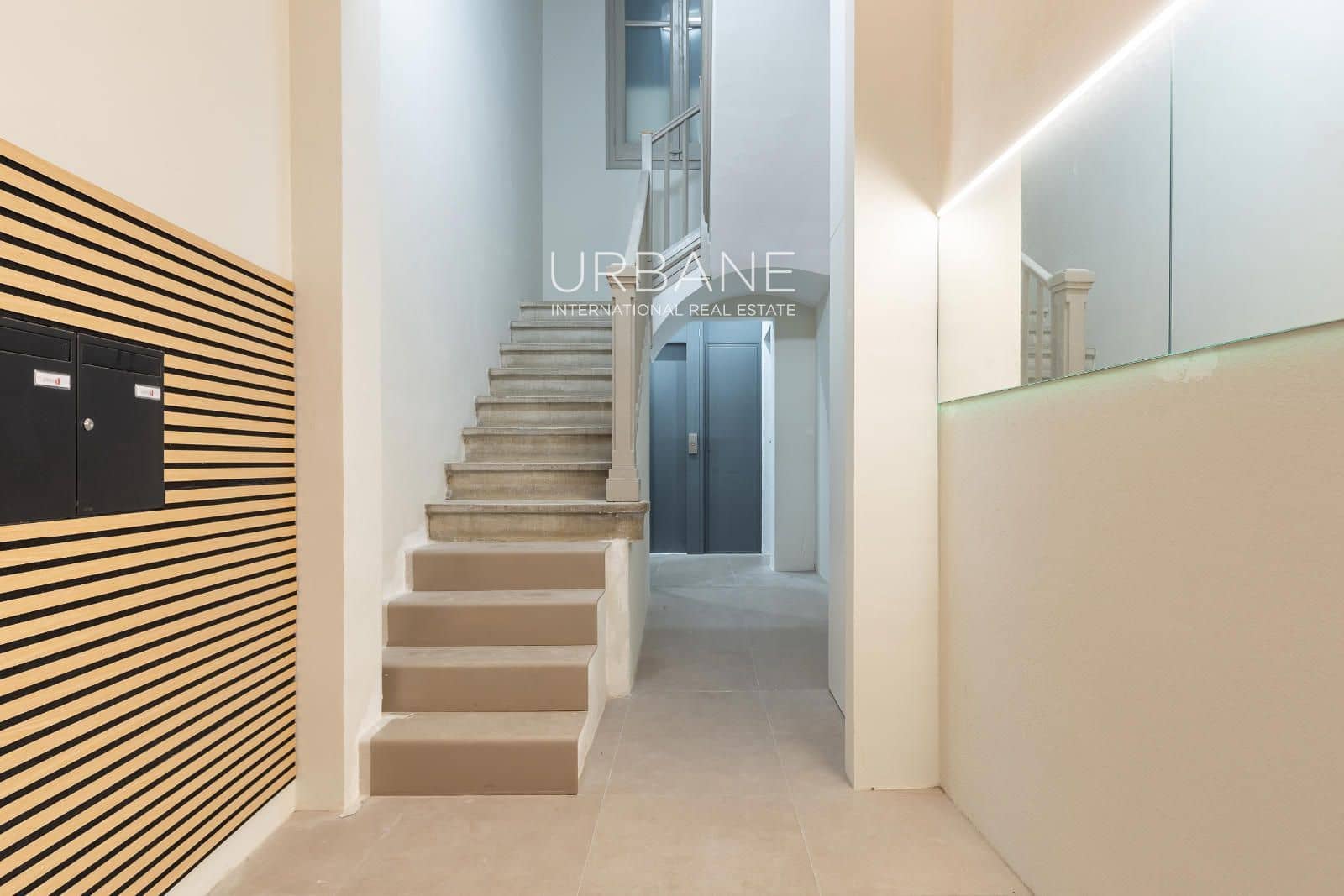 2 sypialnia Mieszkanie na sprzedaż w Miasto Barcelona - 539 000 € (Ref: 8677122)