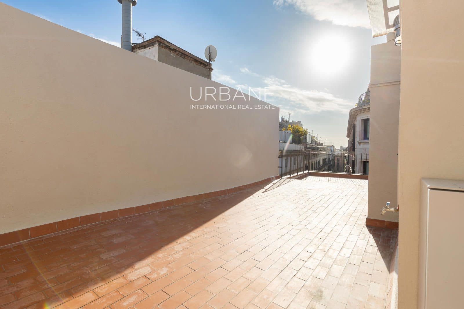 2 sypialnia Mieszkanie na sprzedaż w Miasto Barcelona - 539 000 € (Ref: 8677122)