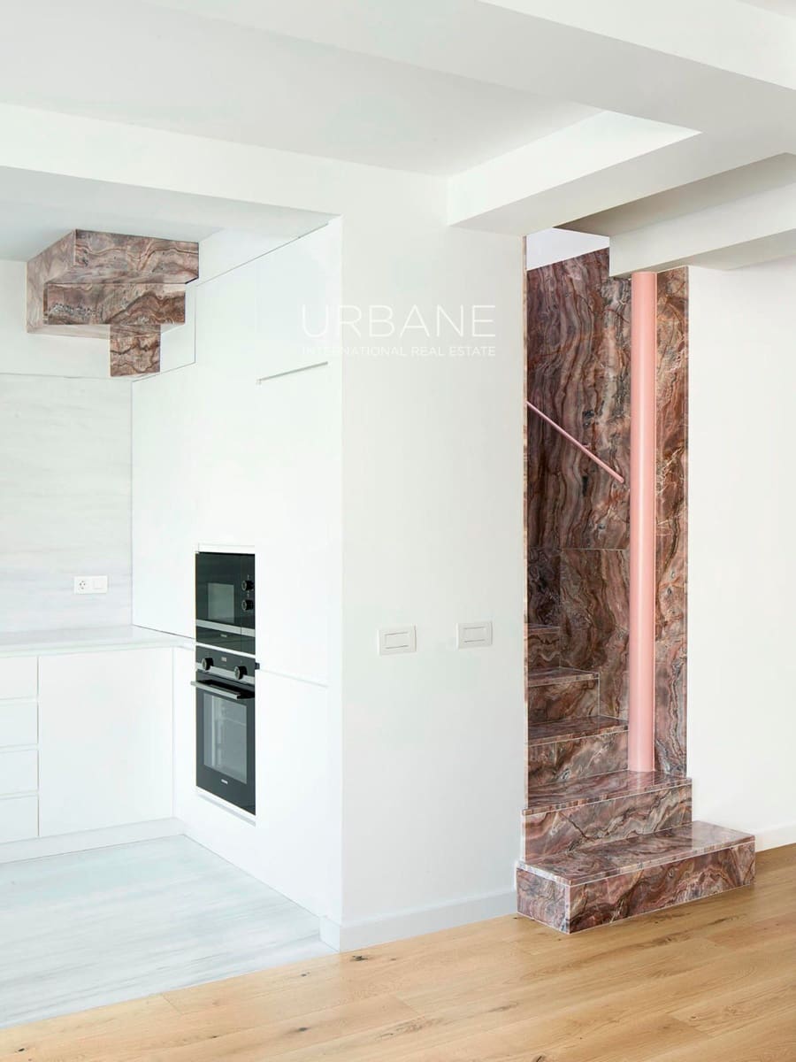 3 soveværelse Penthouse til salg i Barcelona by - € 1.790.000 (Ref: 8687997)