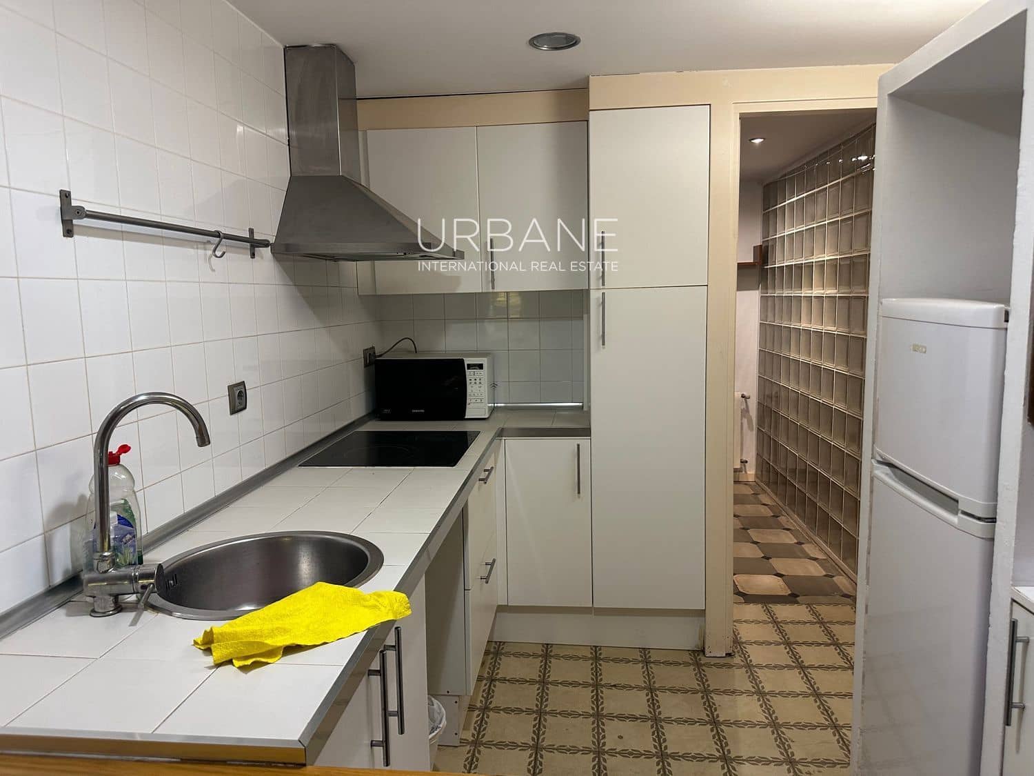 2 soveværelse Lejlighed til salg i Barcelona by - € 390.000 (Ref: 8853028)