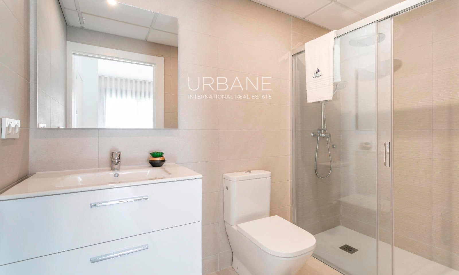 2 bedroom Flat for sale in Finestrat with pool - € 335,000 (Ref: 8881074)