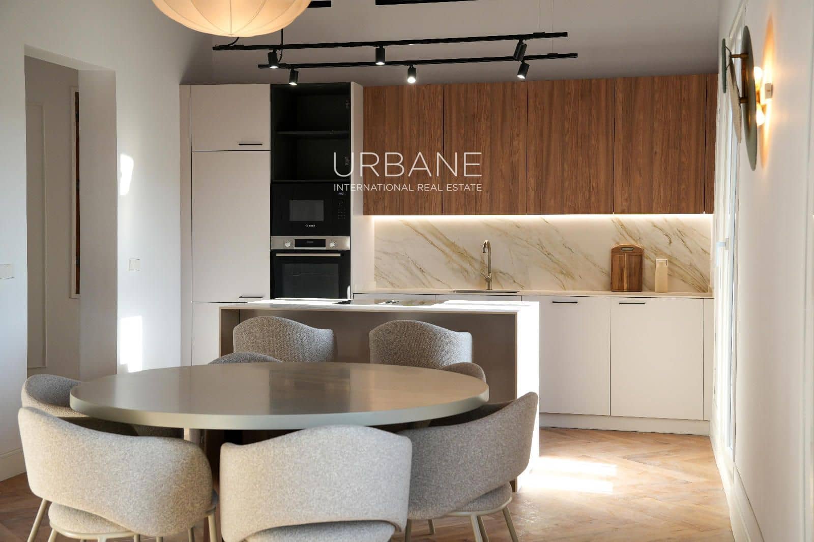 3 soverom Leilighet til salgs i Barcelona by - € 1 090 000 (Ref: 8893816)