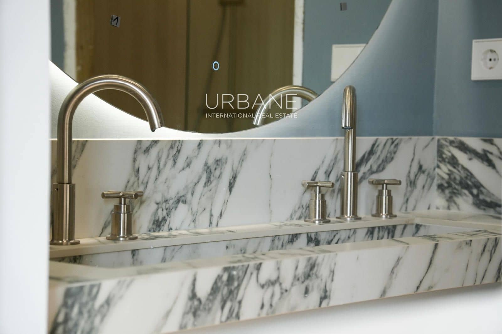 3 soverom Leilighet til salgs i Barcelona by - € 1 090 000 (Ref: 8893816)