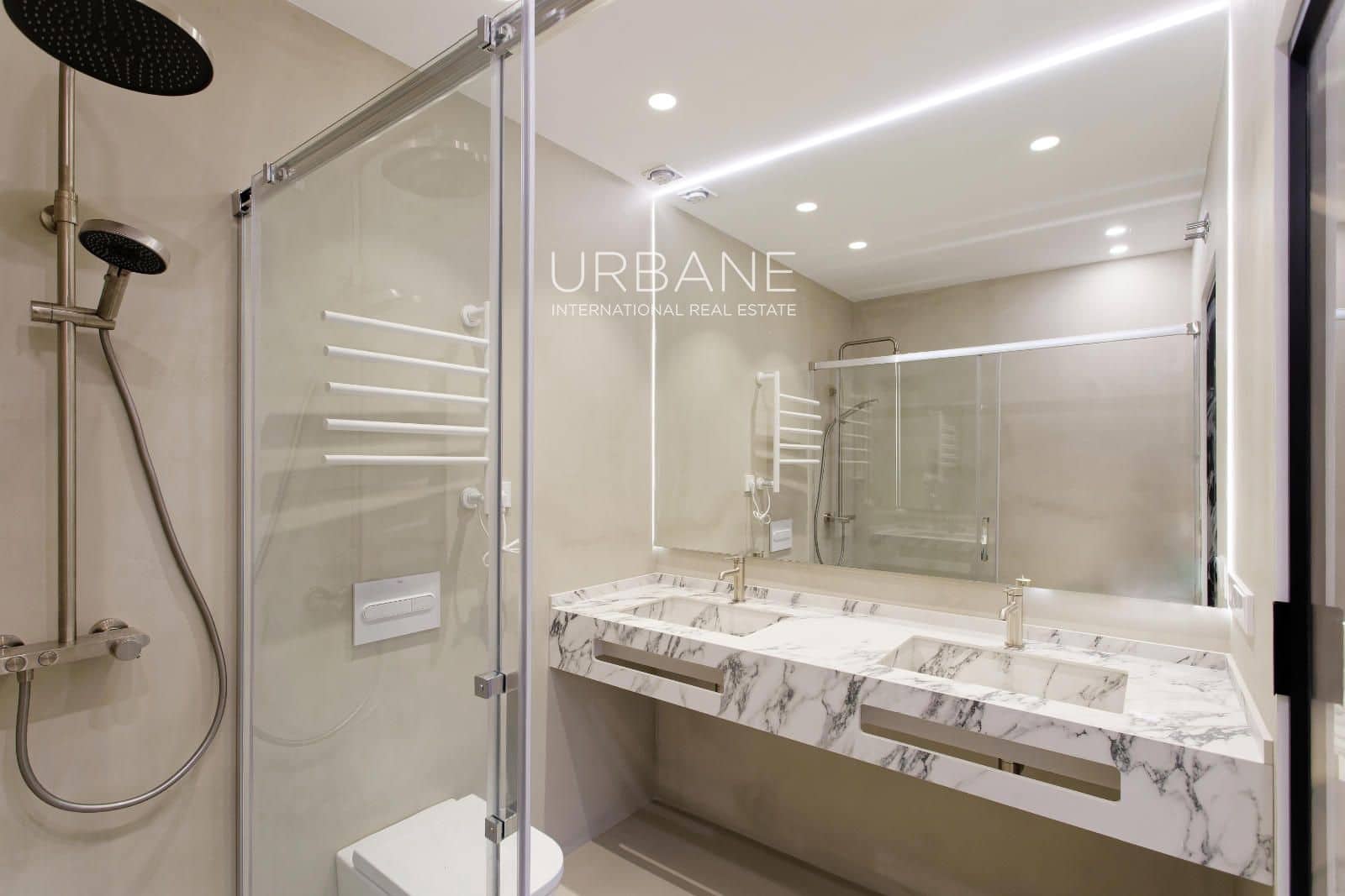 3 soverom Leilighet til salgs i Barcelona by - € 1 090 000 (Ref: 8893817)