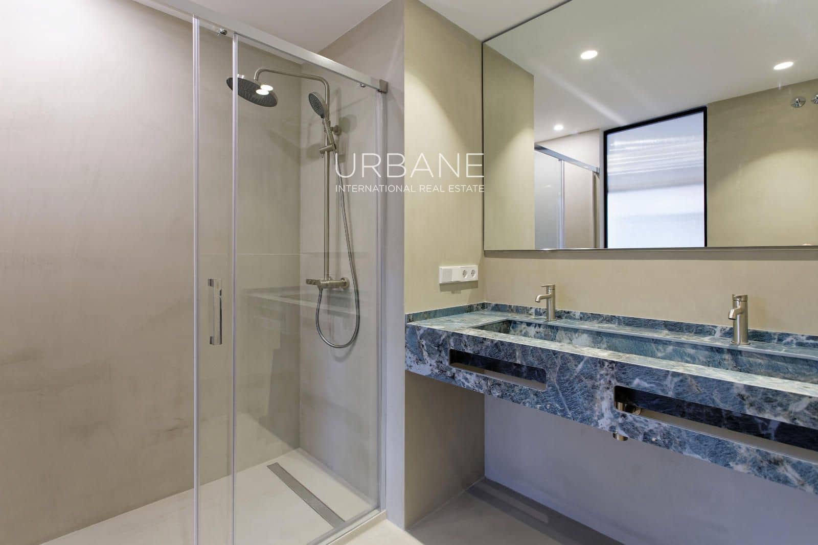 3 soverom Leilighet til salgs i Barcelona by - € 1 090 000 (Ref: 8893817)