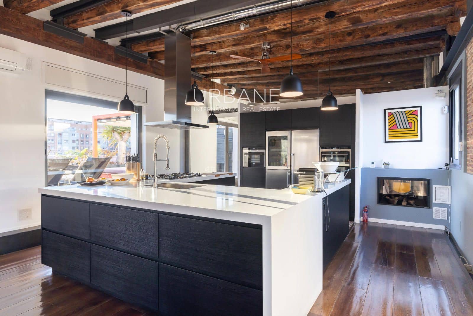 2 soveværelse Penthouse til salg i Barcelona by - € 1.274.000 (Ref: 8899836)