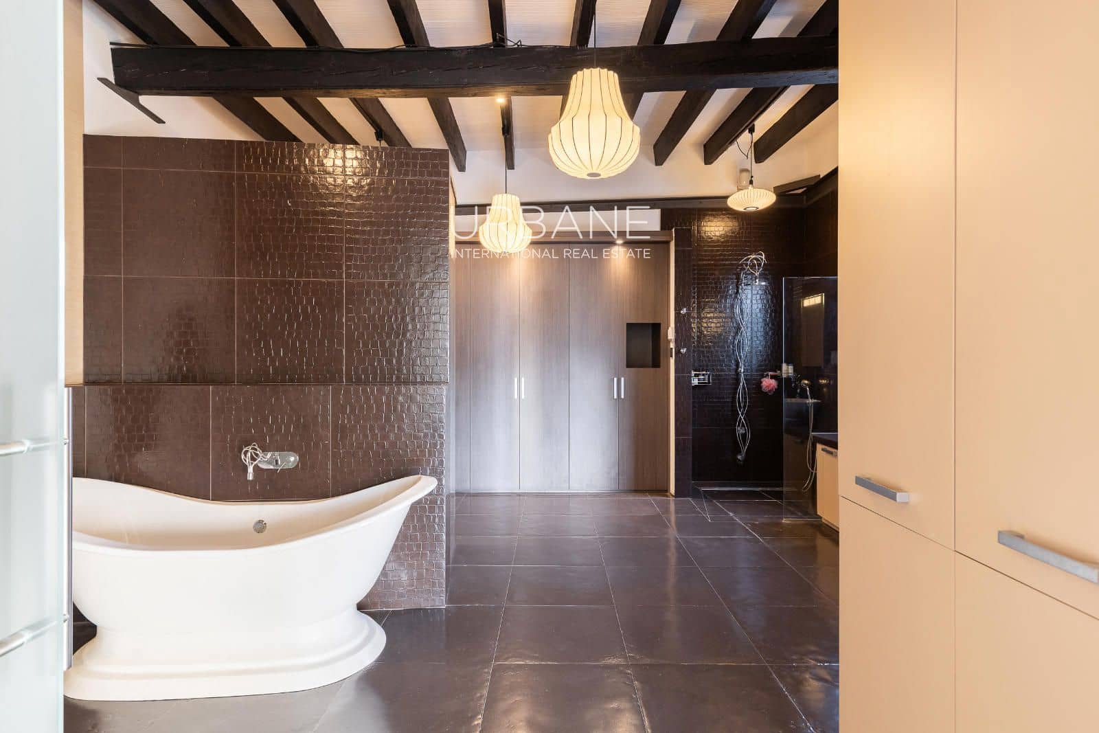 2 soveværelse Penthouse til salg i Barcelona by - € 1.274.000 (Ref: 8899836)