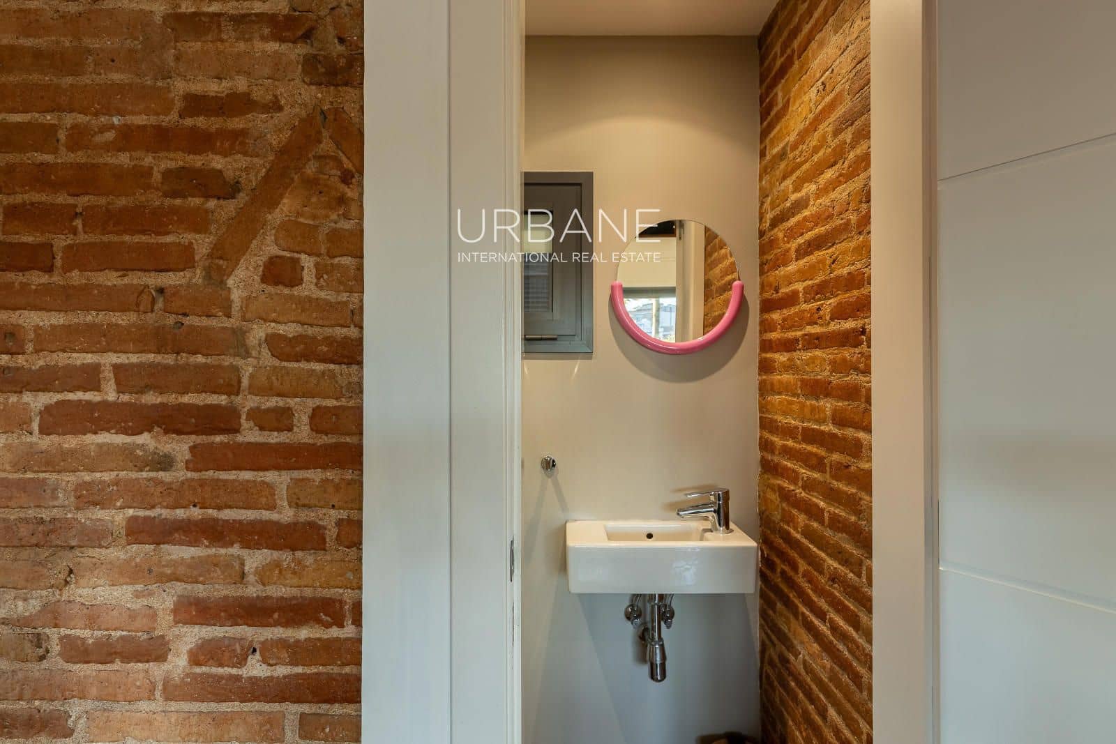 2 soveværelse Penthouse til salg i Barcelona by - € 1.274.000 (Ref: 8899836)