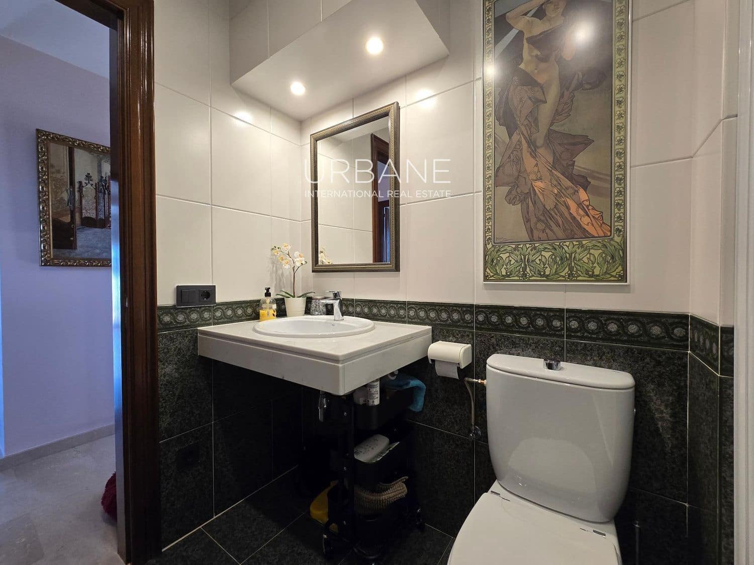 4 chambre Villa/Maison à vendre à Barcelone ville avec piscine garage - 590 000 € (Ref: 8901325)