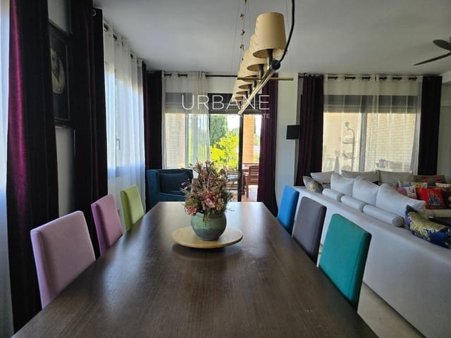 4 sypialnia Willa na sprzedaż w Miasto Barcelona z basenem garażem - 590 000 € (Ref: 8901325)