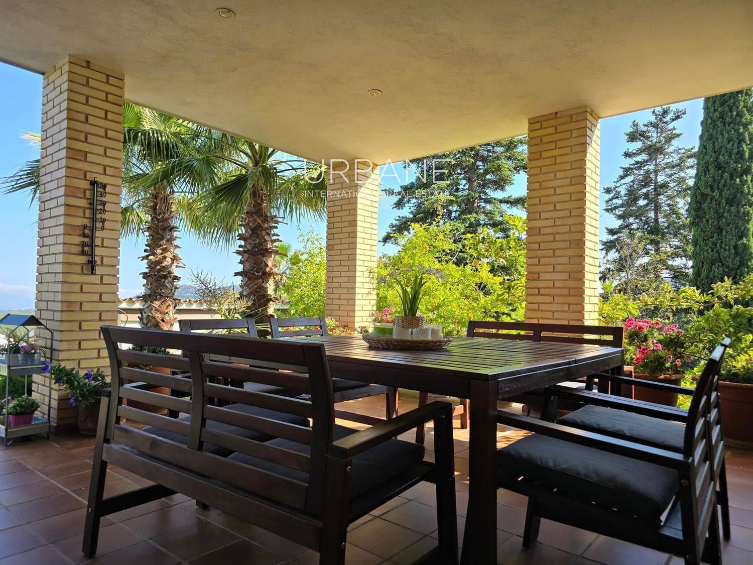 4 chambre Villa/Maison à vendre à Barcelone ville avec piscine garage - 590 000 € (Ref: 8901325)