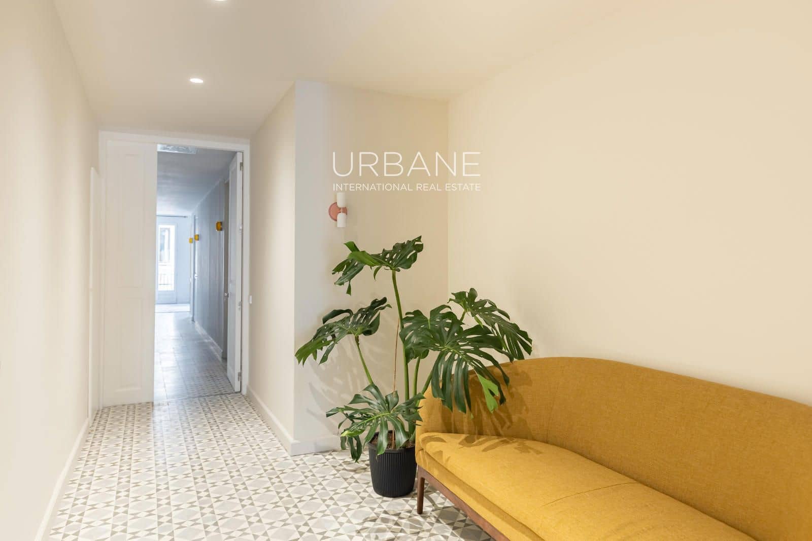 2 slaapkamer Flat te koop in Barcelona stad - € 645.000 (Ref: 8904726)