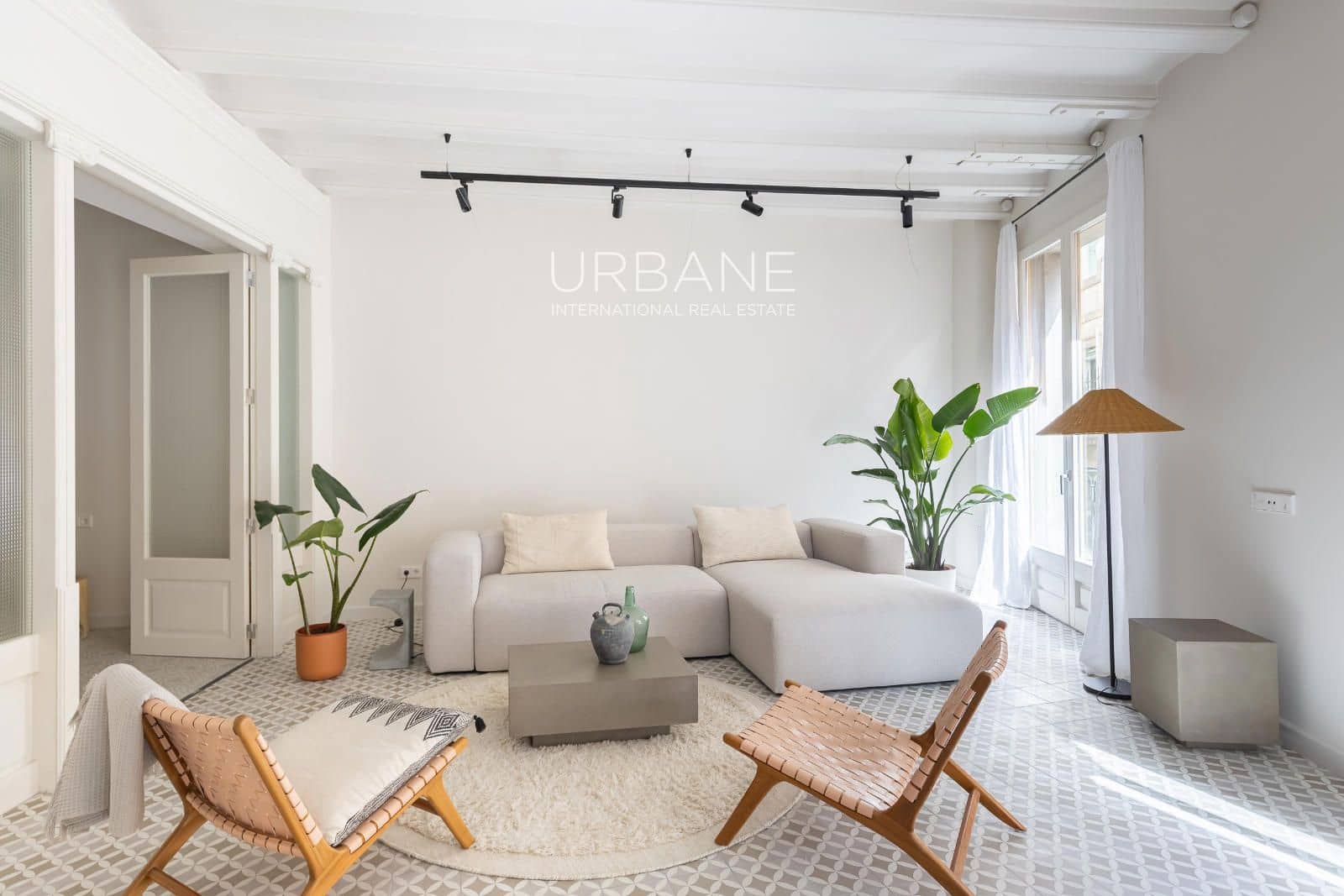 2 slaapkamer Flat te koop in Barcelona stad - € 645.000 (Ref: 8904726)