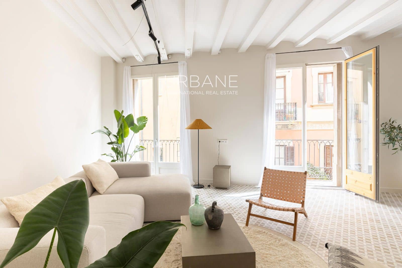 2 slaapkamer Flat te koop in Barcelona stad - € 645.000 (Ref: 8904726)