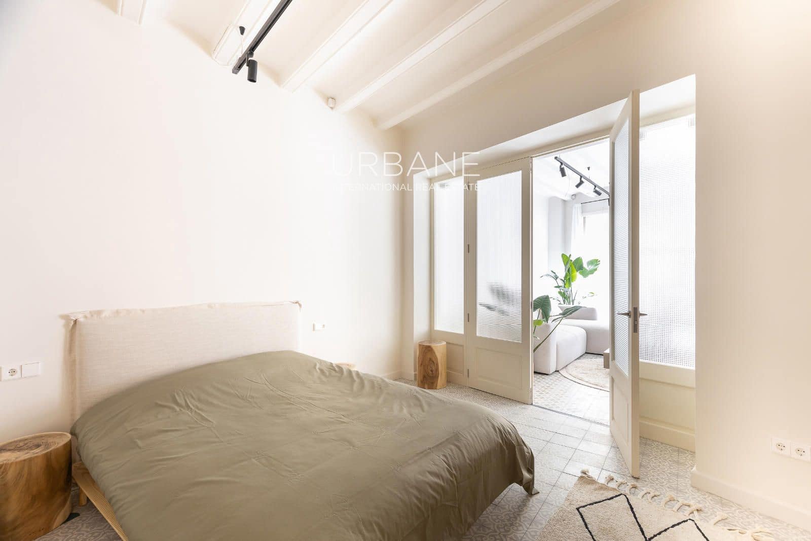 2 slaapkamer Flat te koop in Barcelona stad - € 645.000 (Ref: 8904726)