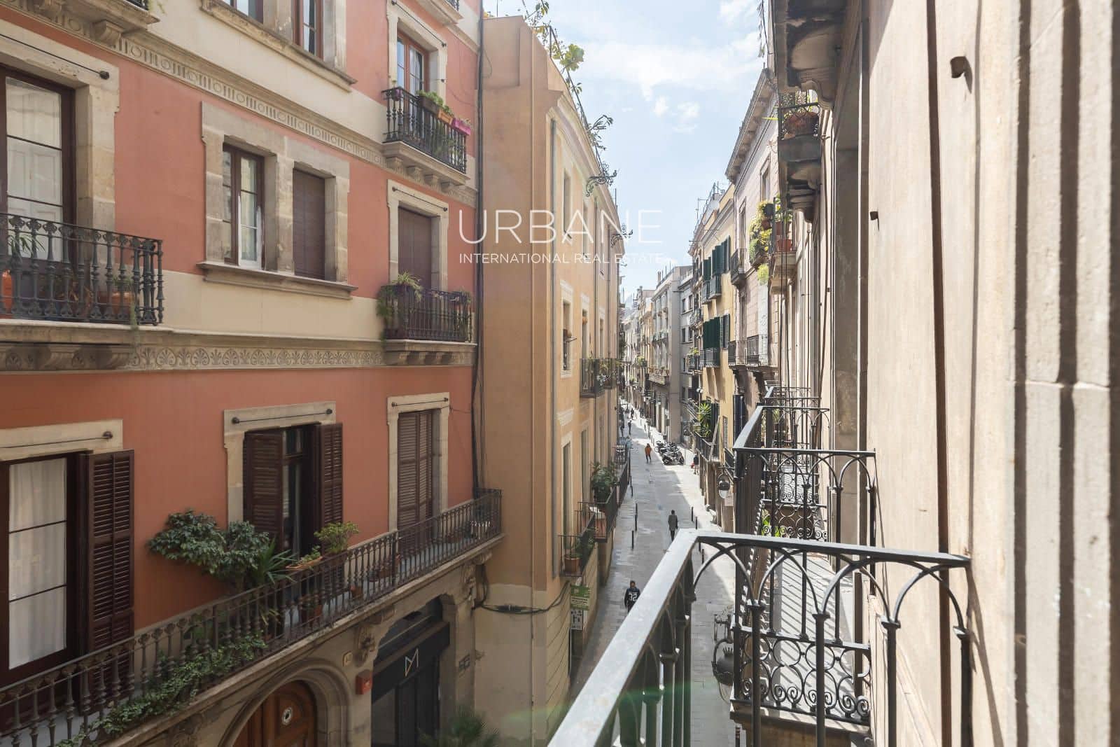 2 slaapkamer Flat te koop in Barcelona stad - € 645.000 (Ref: 8904726)