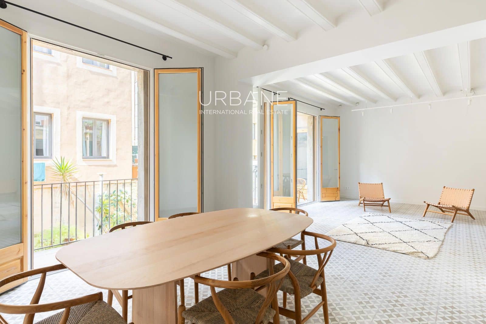 3 bedroom Flat for sale in Barcelona city - € 745,000 (Ref: 8904727)