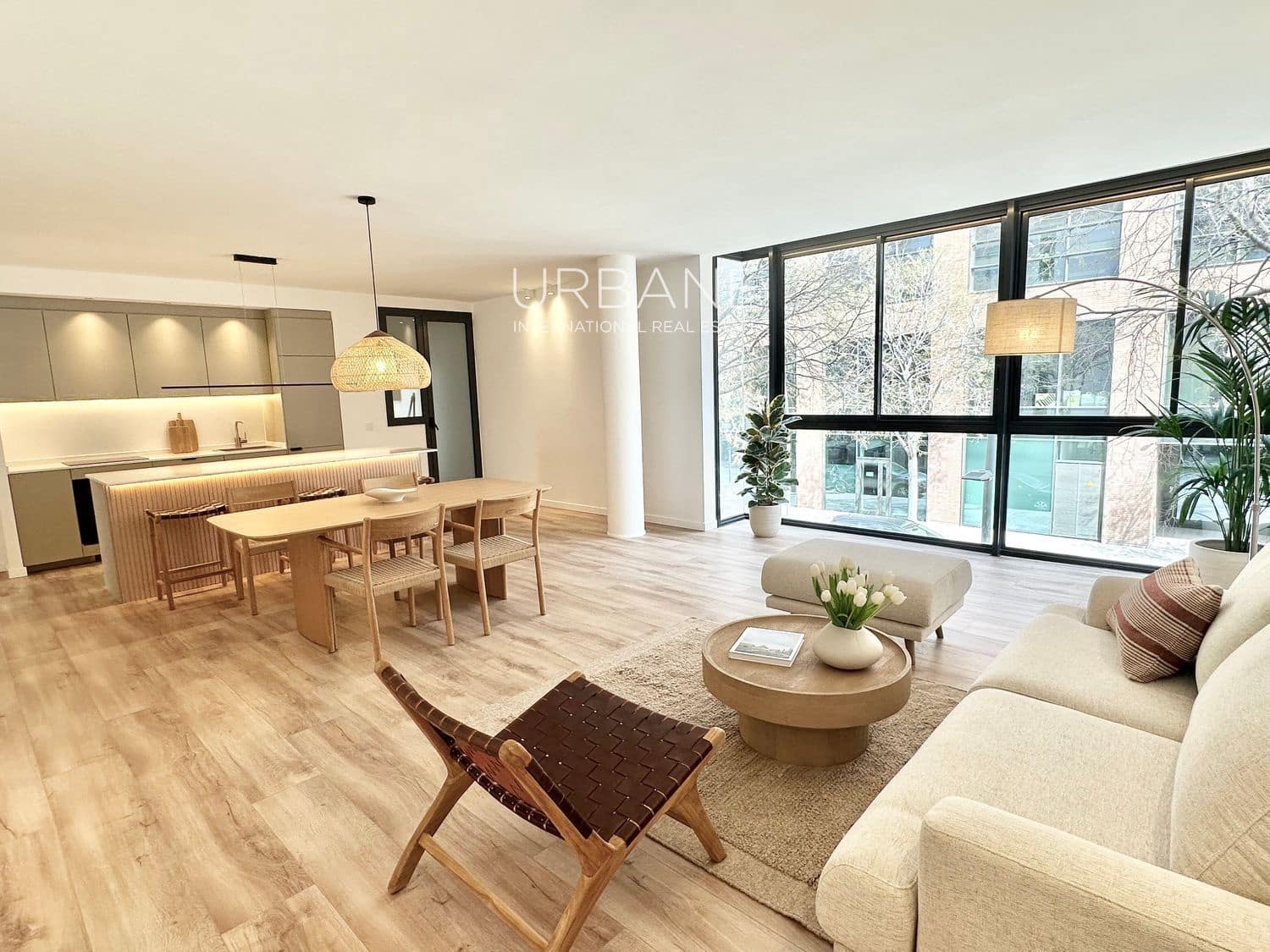 3 soveværelse Lejlighed til salg i Barcelona by med swimmingpool garage - € 970.000 (Ref: 8906833)