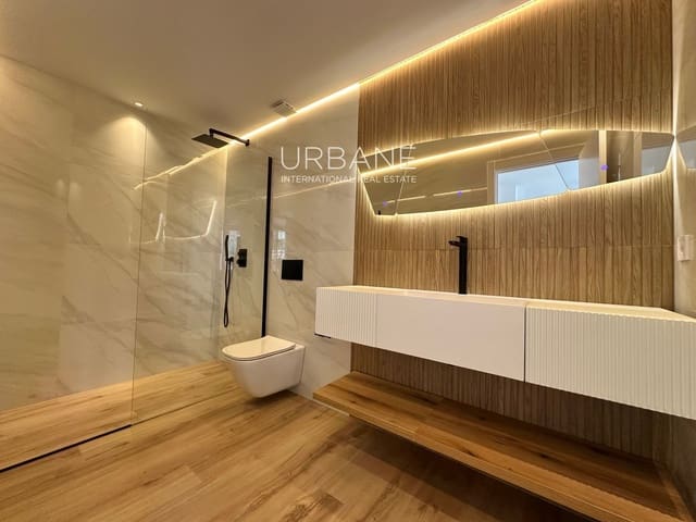 3 quarto Apartamento para venda em El Parc i La Llacuna del Poblenou, Barcelona cidade com piscina garagem - 970 000 € (Ref: 8906833)