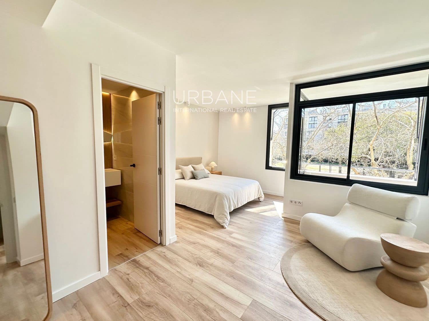 3 soveværelse Lejlighed til salg i Barcelona by med swimmingpool garage - € 970.000 (Ref: 8906833)