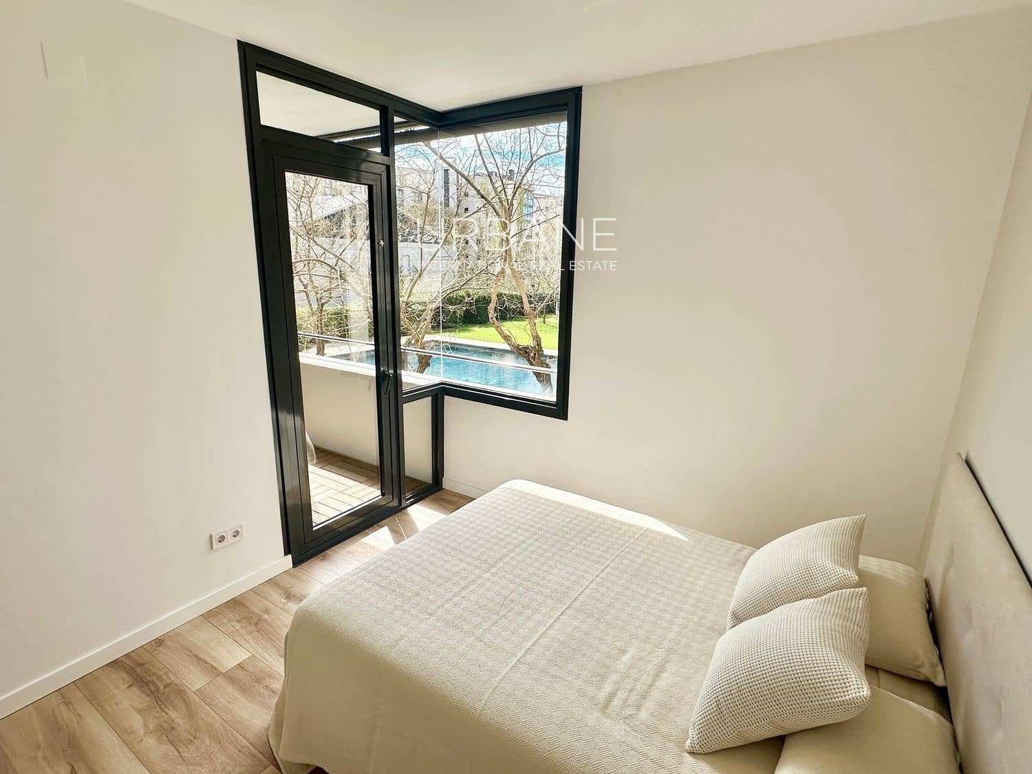 3 soveværelse Lejlighed til salg i Barcelona by med swimmingpool garage - € 970.000 (Ref: 8906833)