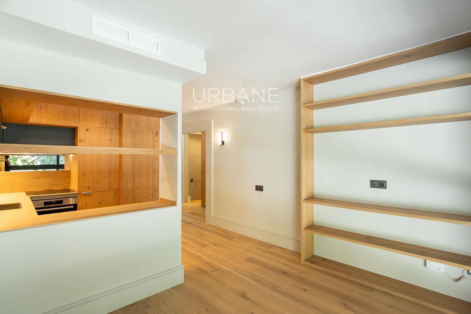 1 slaapkamer Flat te koop in Barcelona stad - € 370.000 (Ref: 8906954)