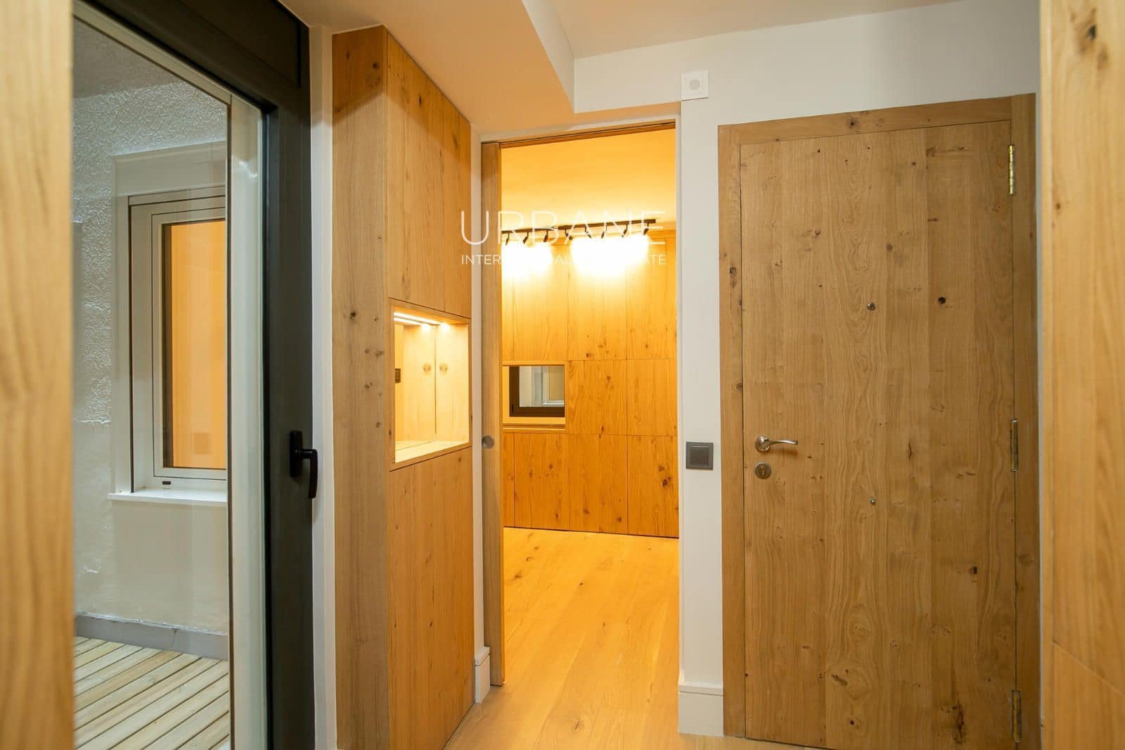 1 slaapkamer Flat te koop in Barcelona stad - € 370.000 (Ref: 8906954)