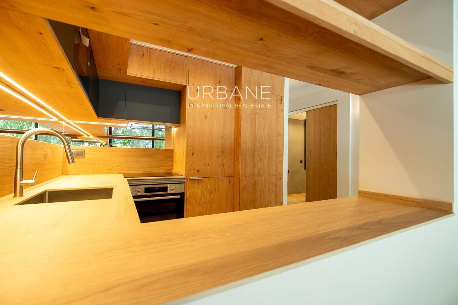 1 slaapkamer Flat te koop in Barcelona stad - € 370.000 (Ref: 8906954)