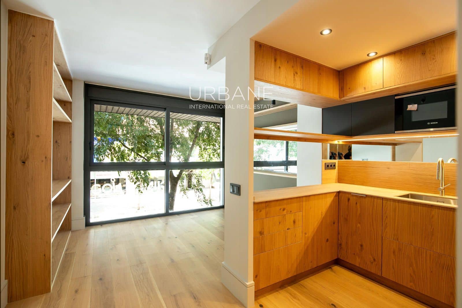 1 slaapkamer Flat te koop in Barcelona stad - € 370.000 (Ref: 8906954)
