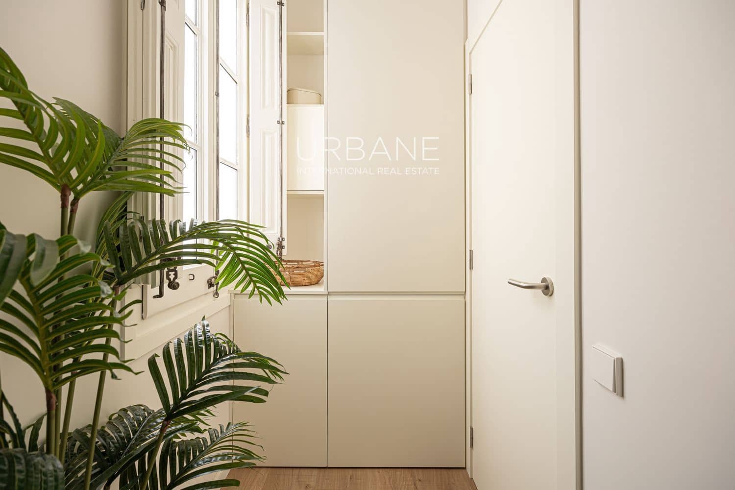 3 slaapkamer Flat te koop in Barcelona stad - € 755.000 (Ref: 8920843)