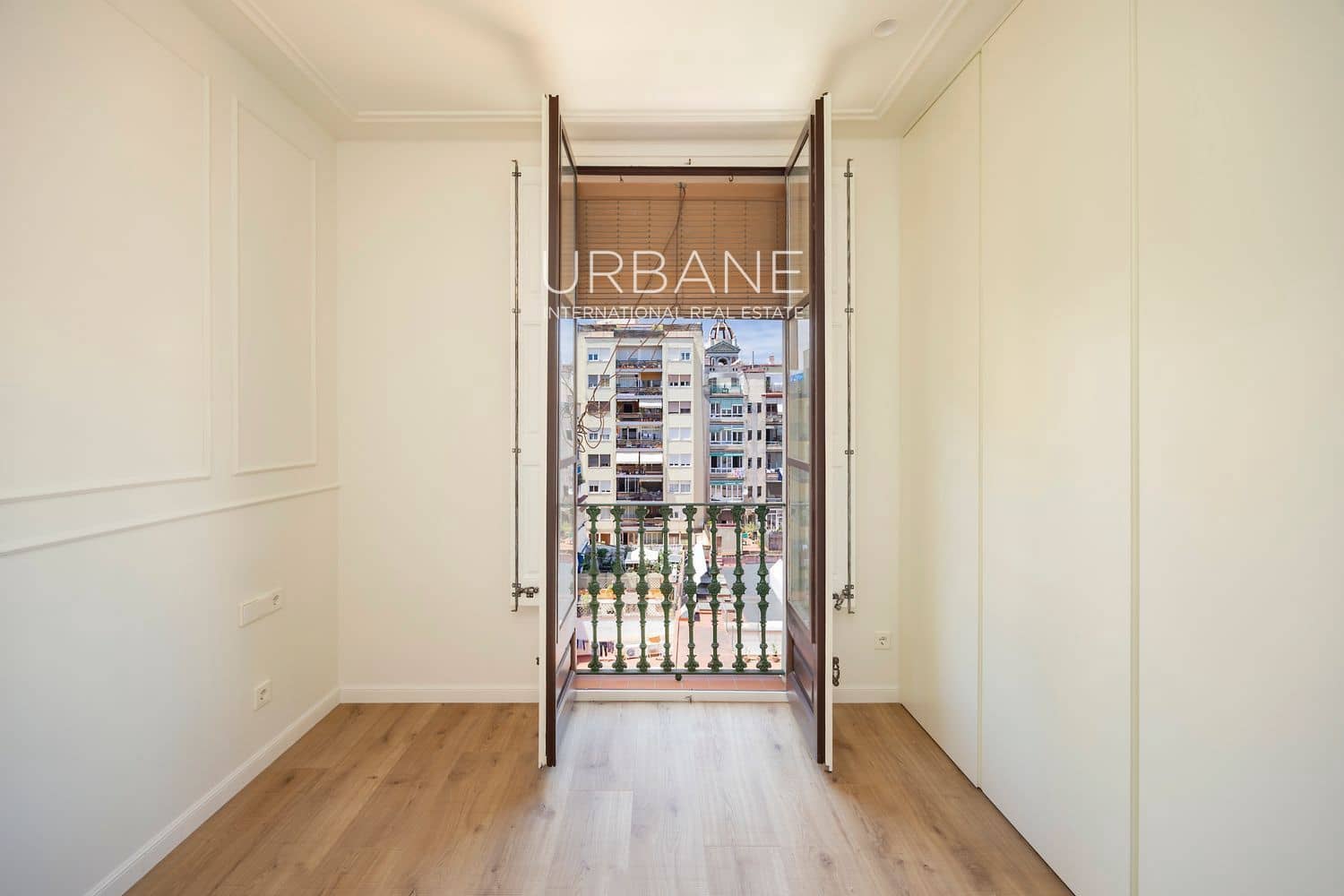 2 makuuhuone Asunto myytävänä paikassa Barcelona kaupunki - 690 000 € (Ref: 8920844)