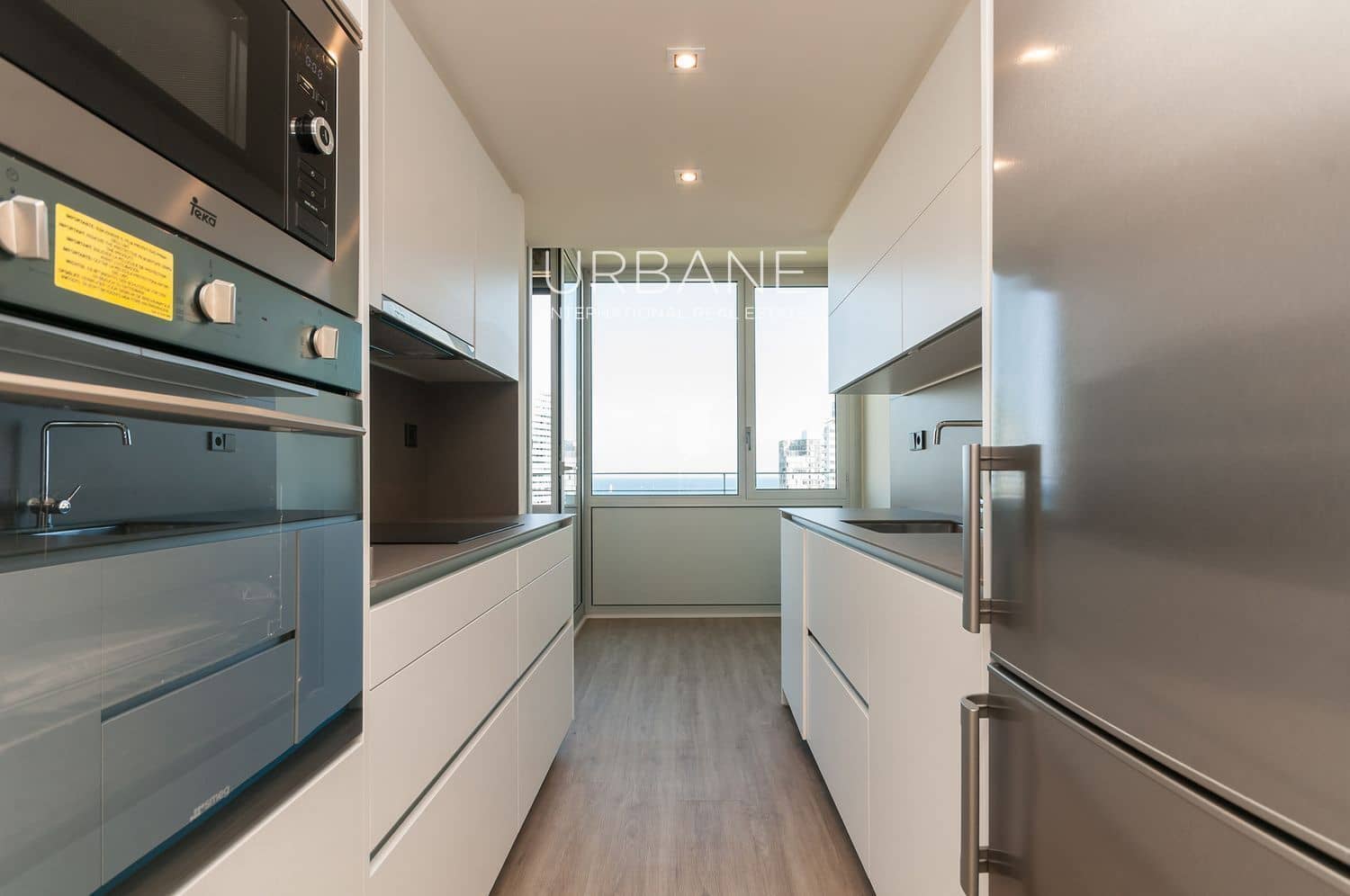 2 soveværelse Lejlighed til salg i Barcelona by med swimmingpool garage - € 844.000 (Ref: 8923208)