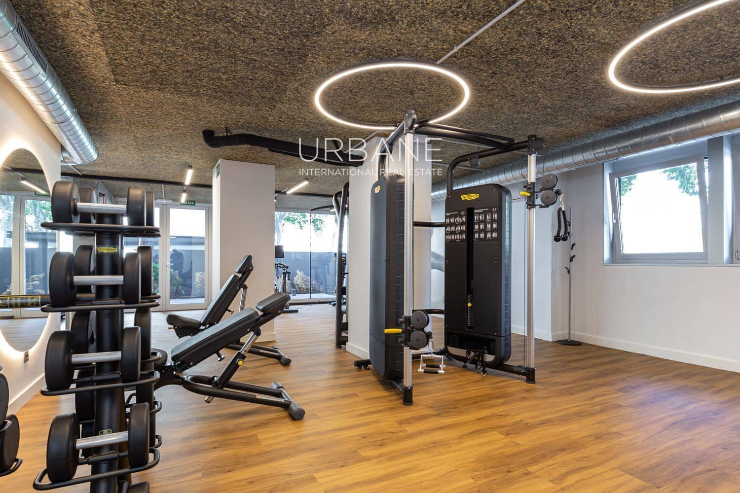 2 soveværelse Lejlighed til salg i Barcelona by med swimmingpool garage - € 844.000 (Ref: 8923208)