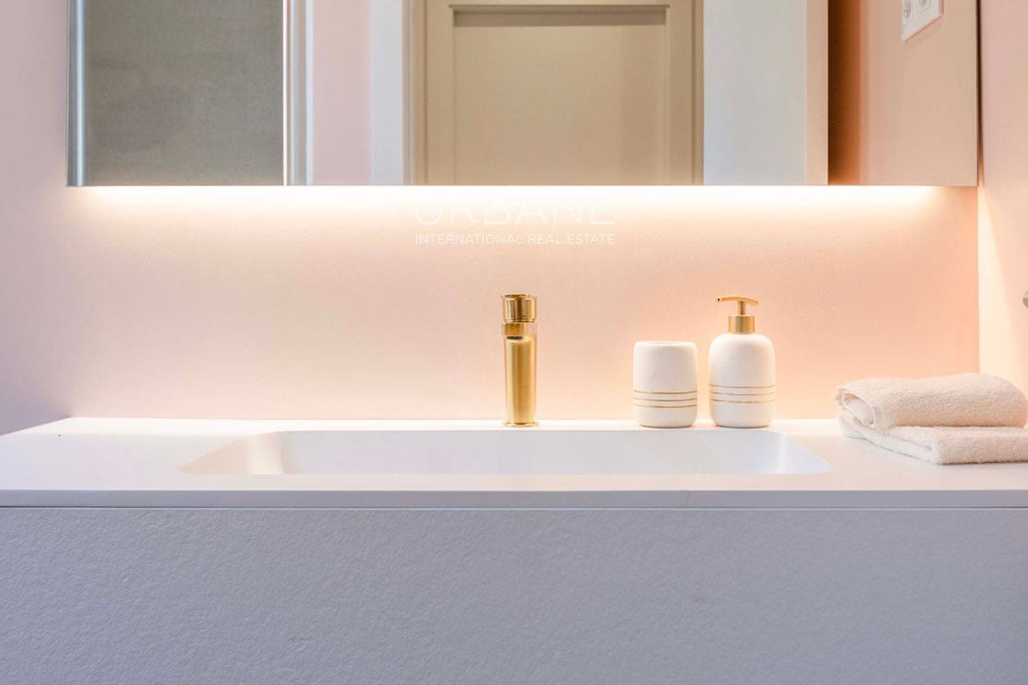 3 soverom Leilighet til salgs i Barcelona by - € 820 000 (Ref: 8924689)