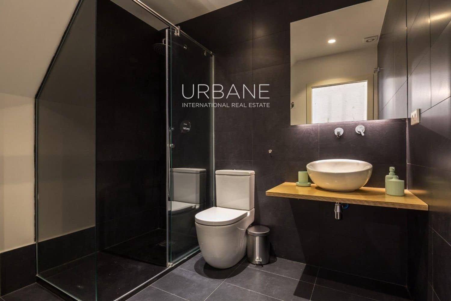 3 soveværelse Lejlighed til salg i Barcelona by - € 697.950 (Ref: 8928145)