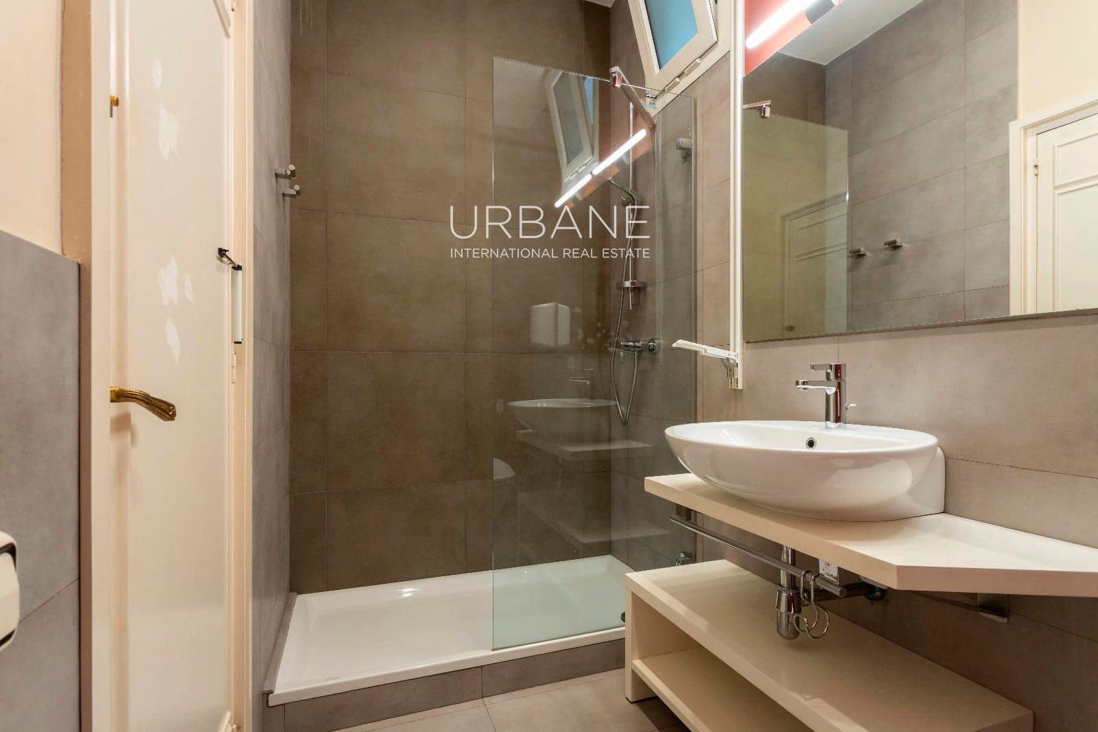 2 soverom Leilighet til salgs i Barcelona by - € 975 000 (Ref: 8973381)