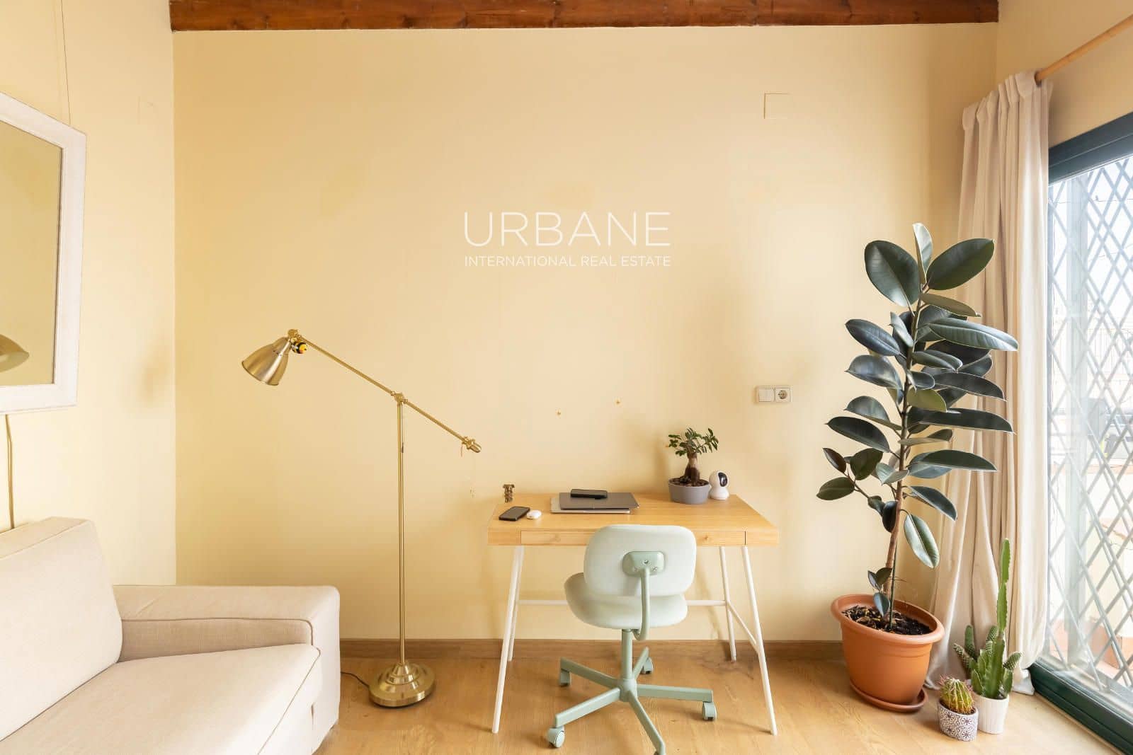 1 soveværelse Penthouse til salg i Barcelona by - € 419.000 (Ref: 9037669)