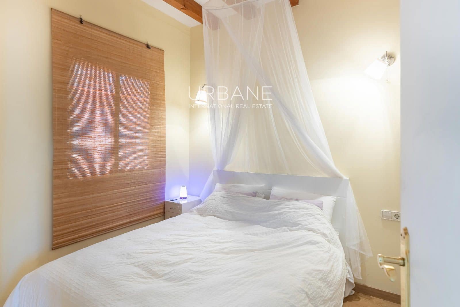 1 soveværelse Penthouse til salg i Barcelona by - € 419.000 (Ref: 9037669)