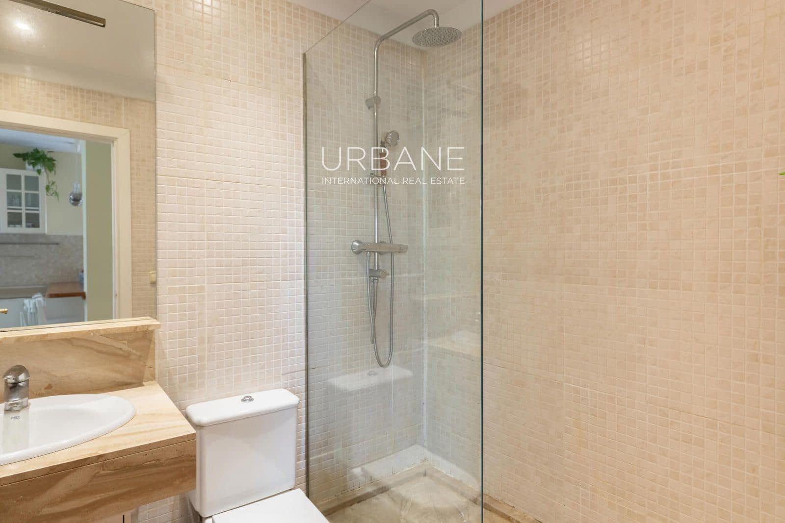 1 soveværelse Penthouse til salg i Barcelona by - € 419.000 (Ref: 9037669)